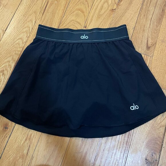 Alo Match Point Skirt – XS/S – Black – Excellent Condition - Picture 2 of 4